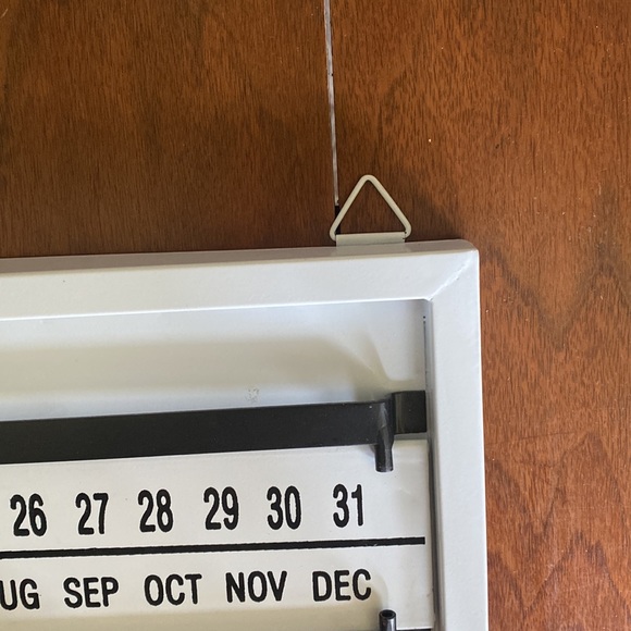 Metal Day and Month Hanging Sign with Sliding hardware to identify day and month - Picture 4 of 11